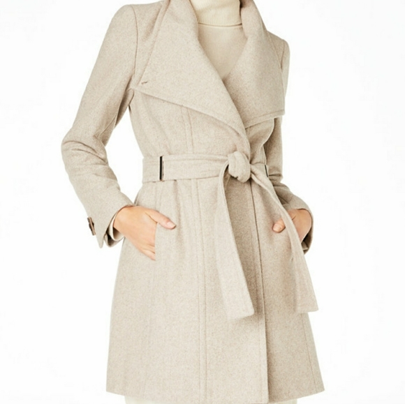 Calvin Klein Coat Size Medium - Picture 9 of 9